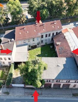 Großzügig Wohnen, auch für Handwerk und Gewerbe: Wohnhaus mit abgeschlossenem Innenhof | Nebengebäude | Stellplätze | Gut erreichbar - zentrale Lage! - Rudolstadt