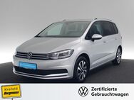 VW Touran, 1.5 TSI Active, Jahr 2023 - Krefeld