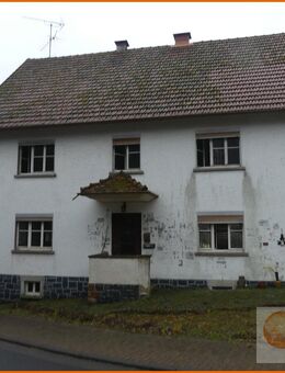 Reserviert!!!Sanierungsbedürftiges Bauernhaus mit Stallungen und Scheune in Freiensteinau-Radmühl - Freiensteinau