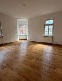 *Großzügig wohnen auf 2 Etagen* 3,5- Zimmerwohnung im Zentrum von Sonneberg! - Sonneberg