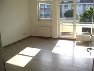 Kapitalanlage! Schicke 2-Zimmer-Wohnung mit Balkon und TG-Platz! Erbpacht! - Köln