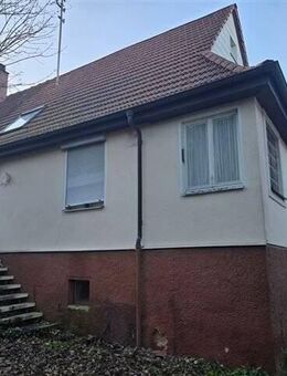 Do it Yourself - Selbstausbauer aufgepasst - Renovierungsbedürftige Doppelhaushälfte in Heubach zu verkaufen - Heubach
