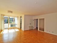 Mitten in Rüttenscheid! Schöne 3 ½ Raum-Wohnung mit Balkon und Aufzug - Essen