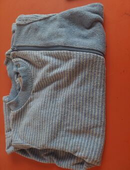 Flauschiger Überzug/Strampler größe 62/68 - Eppstein