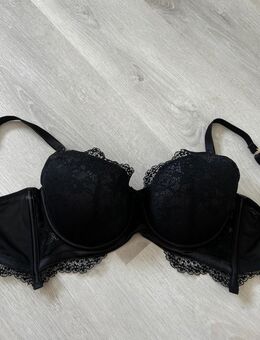 Getragener BH von Hunkemöller Gr. 75E - Leverkusen