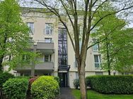 Einladende Penthouse-Wohnung mit 4 Zimmern, Aufzug und Blick ins Grüne - Aachen