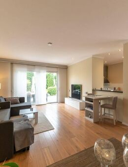 Zuhause voller Licht - Exklusive Doppelhaushälfte in Ratingen - Lintorf - Ratingen