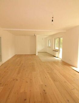 Herrliche, moderne 4 Zimmer im Obergeschoss: viel Platz Innen und Außen - Großostheim