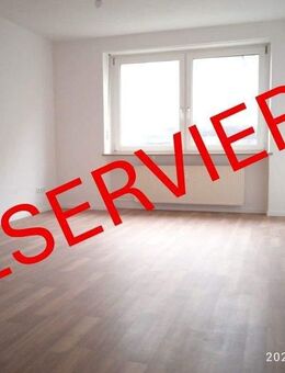 Renovierte 4-Zimmer Wohnung in Hof - Hof