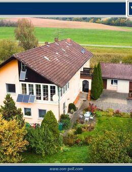 Wohnraum und Landwirtschaft vereint: Mehrfamilienhaus mit Baugrundstück und Ackerflächen - Markt Taschendorf