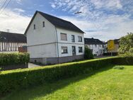 Altes Dorfhaus mit Scheune in Mündersbach/Westerwald. Sanierungsbedürftig aber mit viel Potential. - Mündersbach