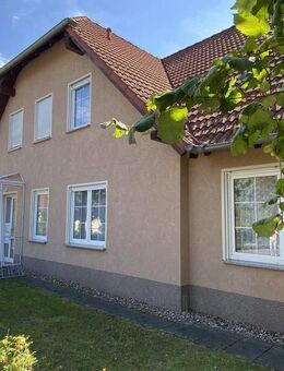 Großzügiges Einfamilienhaus mit ELW in Prausitz bei Riesa - Hirschstein