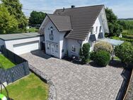 Stilvolles Einfamilienhaus mit Flair und gepflegtem Außenbereich! - Girod