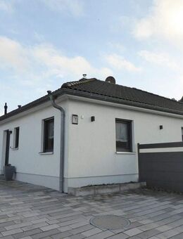 Barrierearmer Bungalow mit Kamin und großzügigem Garten - modernes Wohnen in Ettingshausen! - Reiskirchen