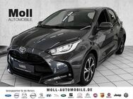 Toyota Yaris, 1.5 Hybrid Team Deutschland Safety-Paket Dual-VVT-iE EU6d, Jahr 2024 - Aachen