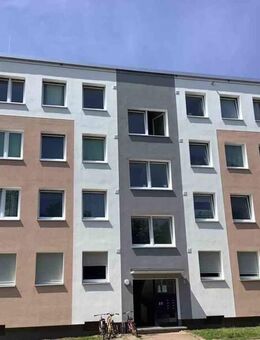 Sanierte 3 Zimmer-Wohnung mit Balkon - Bielefeld