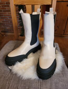 Chelsea Boots/Stiefel von Gina, Gr.40, weiß/schwarz, neuwertig - Essen