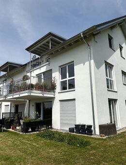 STADTNAHES LANDLEBEN! Neuwertige, helle 3-Zimmerwohnung mit großem Süd-Balkon in ruhiger Lage - Ravensburg