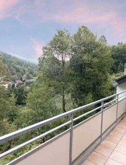 In Bad Herrenalb: Herrliche 111 m² große, moderne und auffallend gepflegte 4-Zi.-ETW mit Balkonen in gepflegter, kleiner Einheit. - Bad Herrenalb