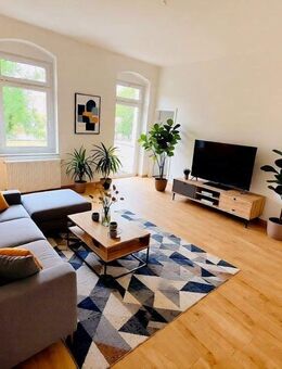 ?? Neu! In Renovierung I 2 Balkone I moderne Einbauküche I Bad mit Wanne ?? - Dresden