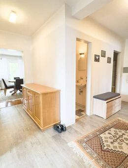 Charmante 3-Zimmer-Wohnung mit Terrasse und Garage in beliebter Lage von Pforzheim-Buckenberg - Pforzheim