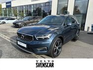 Volvo XC40, Inscription B4 Benzin EU6d El Panodach digitales Sitze, Jahr 2021 - Regensburg