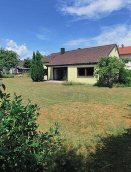 Attraktives 1-Familienhaus mit Garage in Beratzhausen - Beratzhausen