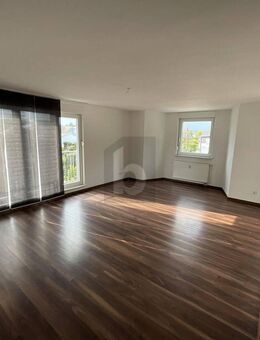 HELLES ZUHAUSE MIT BALKON UND GARAGE - Bruchsal