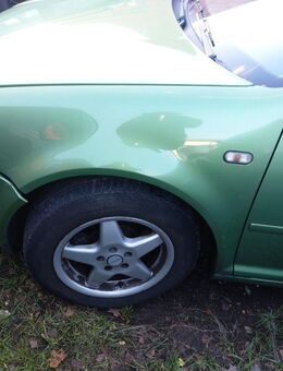 VW Golf 4 1,4L1,6L 2Ll 4 tüerig Bremssattel - Bocholt Zentrum