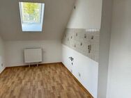 Große schöne 3 Zimmer Wohnung im Dachgeschoß eines 4 Familienhauses zu vermieten - Löbau