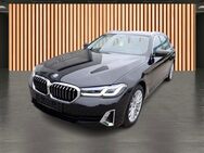 BMW 530, 9.0 i Luxury Line UPE 740, Jahr 2022 - Dresden