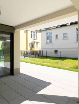 Wiesbaden-Dichterviertel: Neubau Terrassenwohnung mit Garten und Designerküche - Wiesbaden