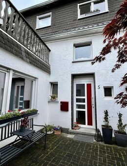 Ein Haus, viele Möglichkeiten - Leben, Arbeiten, Vermieten - Meschede (Kreis- und Hochschulstadt)