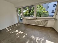 im Herzen von Niederkassel - sofort verfügbar! Renoviertes 1 Zimmer Apartment mit Küche und Balkon - Niederkassel