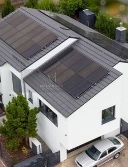 Freistehendes kernsaniertes Effizienzhaus 40 . Einfamilienhaus in Frankfurt-Kalbach - Frankfurt (Main)