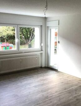 Geräumige 2-Zimmer-Wohnung mit Balkon - Bielefeld