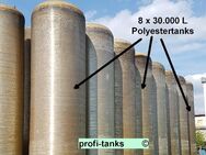 P176 8x gebrauchte 30.000 L Polyestertanks GFK Wassertanks Gülletanks Staffelstein Lagertanks Lebensmitteltanks ehem. Safttanks - Hillesheim (Landkreis Vulkaneifel)