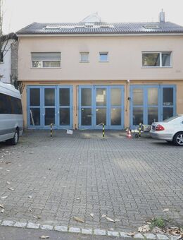 TOP-Kapitalanlage - Mehrfamilienhaus mit fünf Wohnungen, Gewerbe Einheit in guter Lage von Brombach - Lörrach
