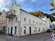 Denkmalgeschütztes, historisches Wohn- und Geschäftshaus im Herzen von Riedenburg - Riedenburg