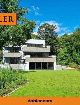 Kernsanierte Villa mit Gästehaus an der Havel - weiteres Grundstück direkt am Wasser - Berlin