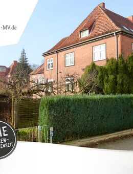 Eine Rarität mit großem Potenzial in der Weststadt! Stilvolles Wohnen auf ca. 300 qm. - Schwerin