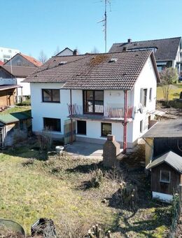 Wohnen in Coburg: Familienfreundliches Haus mit grünem Garten! - Coburg