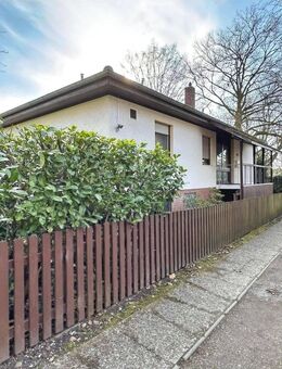 Lage überzeugt: Gepflegter Winkelbungalow in Hannover-Bemerode mit - Hannover