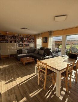 IDYLLISCHES KFW 60 TRAUMHAUS MIT SEPARATEM EINGANG ZUR EINLIEGERWOHNUNG - Forst (Baden-Württemberg)