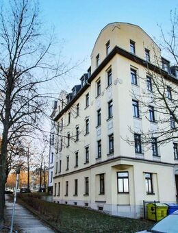 *Vermietete* 2-Zi.-Wohnung im Dachgeschoss mit Balkon eines denkmalgeschützten Mehrfamilienhauses - Chemnitz