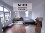 Sanierte 3 Zimmer Altbau-Wohnung (100 qm) in Apelern - Neuer Laminatboden vor Einzug - Apelern