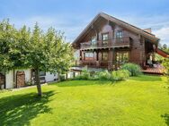 Leben im Einklang mit der Natur. Nachhaltiges Blockhaus mit Einliegerwohnung. - Wielenbach