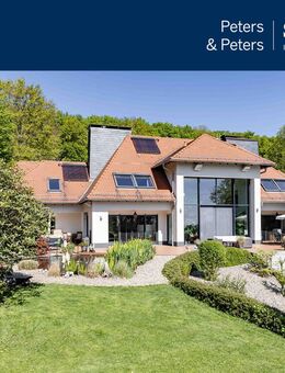 Herrschaftliche Familienvilla, eingebettet in ein wunderschönes Parkgrundstück - Königstein (Taunus)