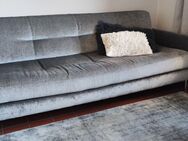 Neuwertiges modernes Sofa - Eitorf