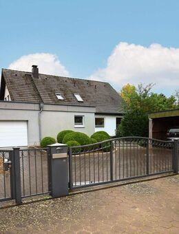 Großzügiges und exklusives Wohnen mit Wintergarten und Poolhaus - Buchholz (Nordheide)